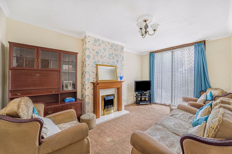 Property photo 3 of 12 Dining Area