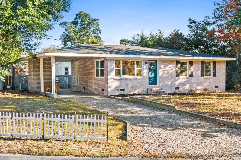 Property photo 1 of 29