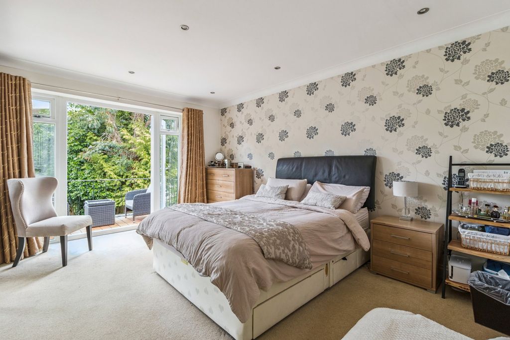 Additional image 10 of 5 bed detached house for saleWoodhall Avenue, Pinner HA5