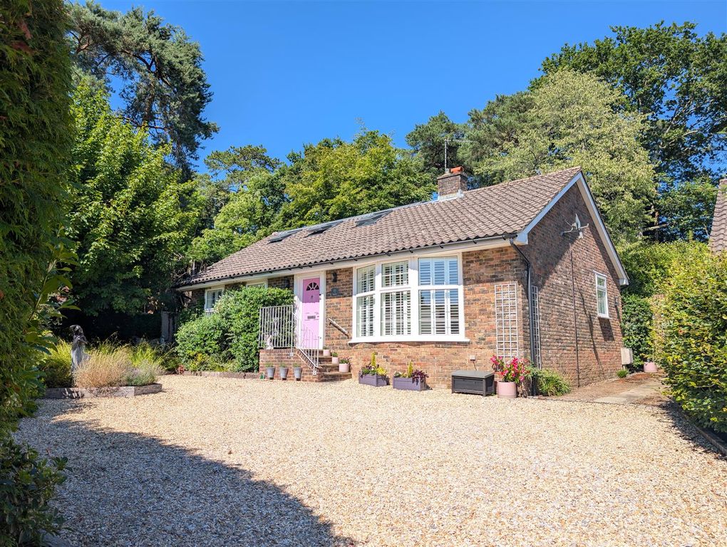 Property photo 1 of 22