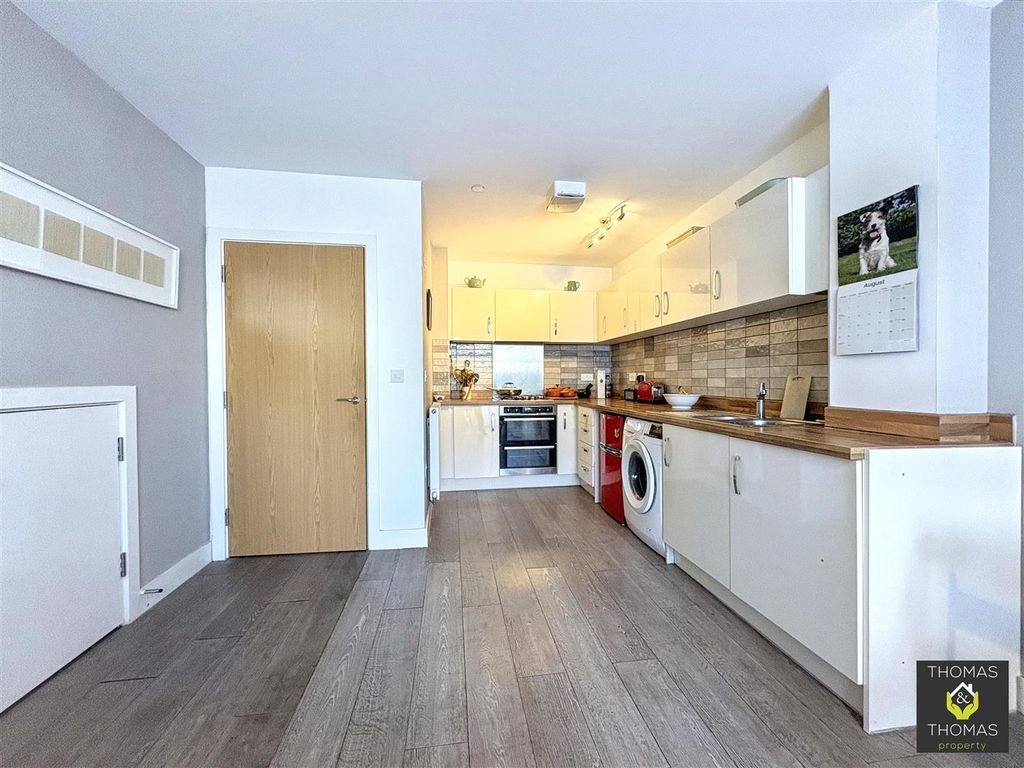Property photo 3 of 19 Img_5694.Jpg