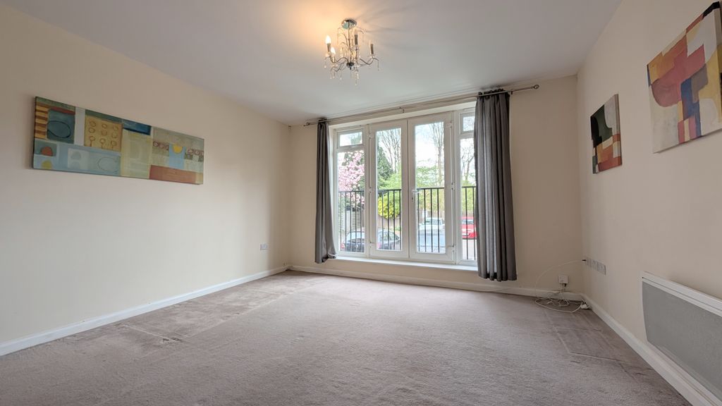 Property photo 2 of 11 Image