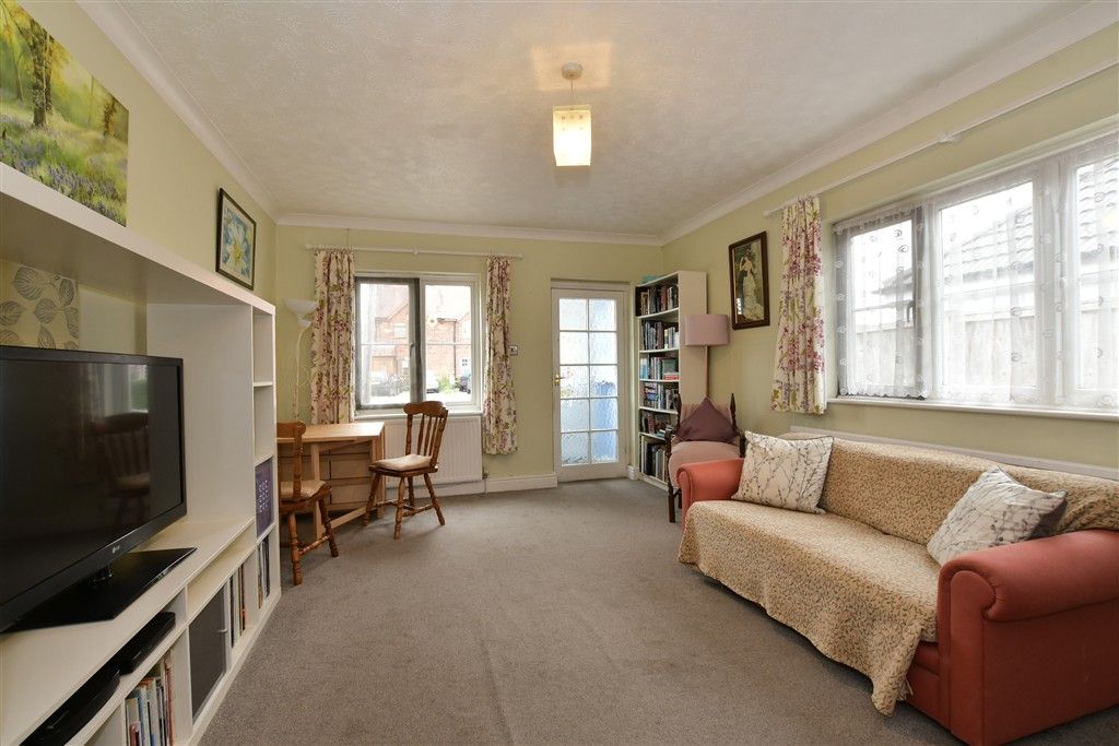 Property photo 2 of 15 Lounge/Dining Room