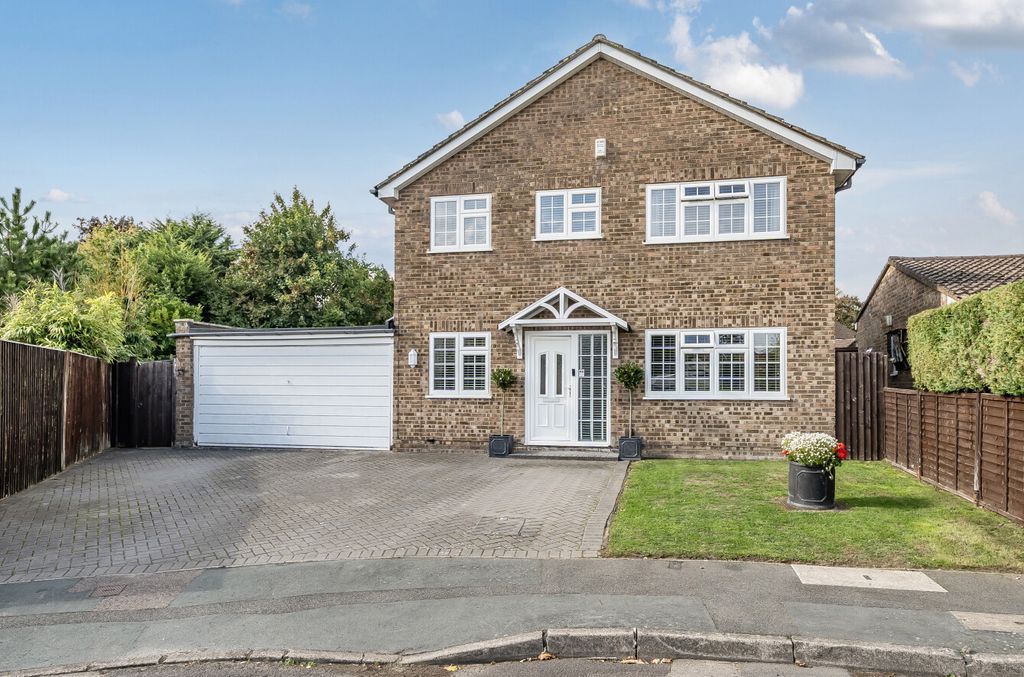 Property photo 1 of 24 1359136-2-68d3Fb5...