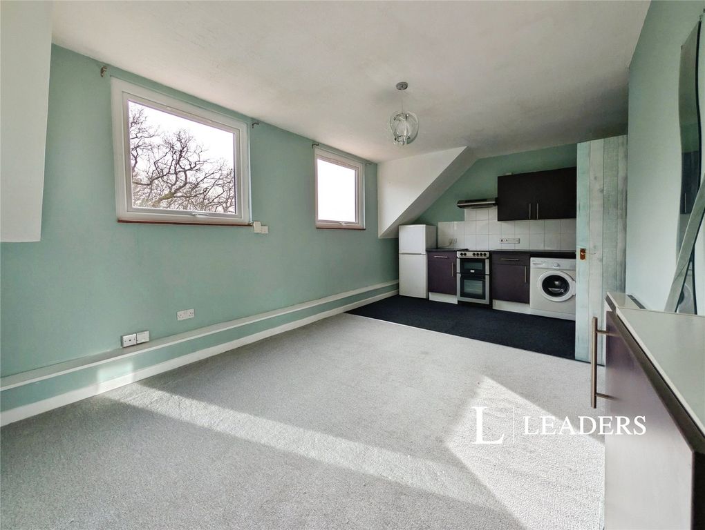 Property photo 1 of 7 Picture No. 12
