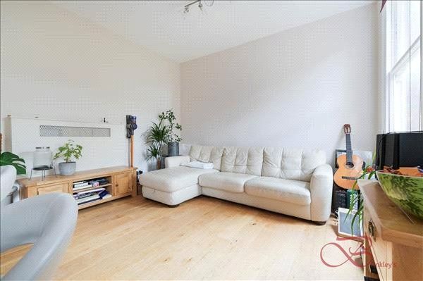 Property photo 2 of 10 Photo