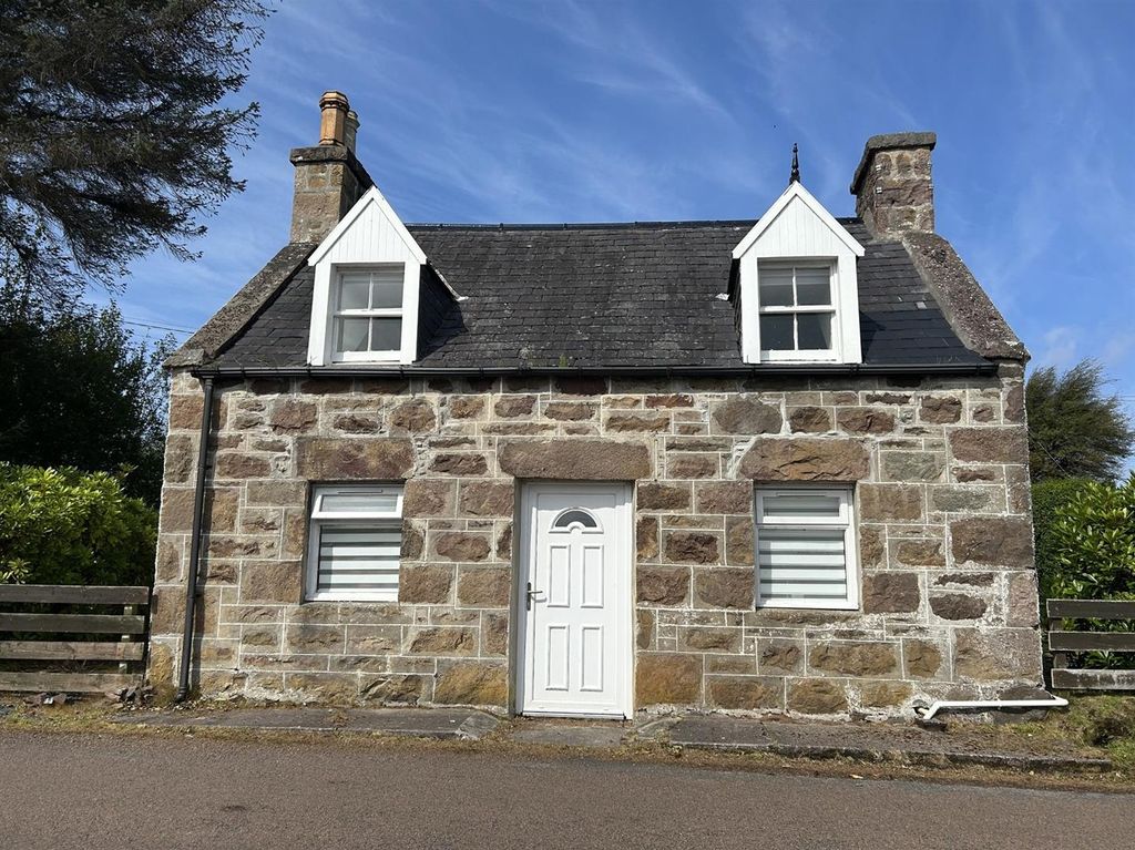 Property photo 1 of 12