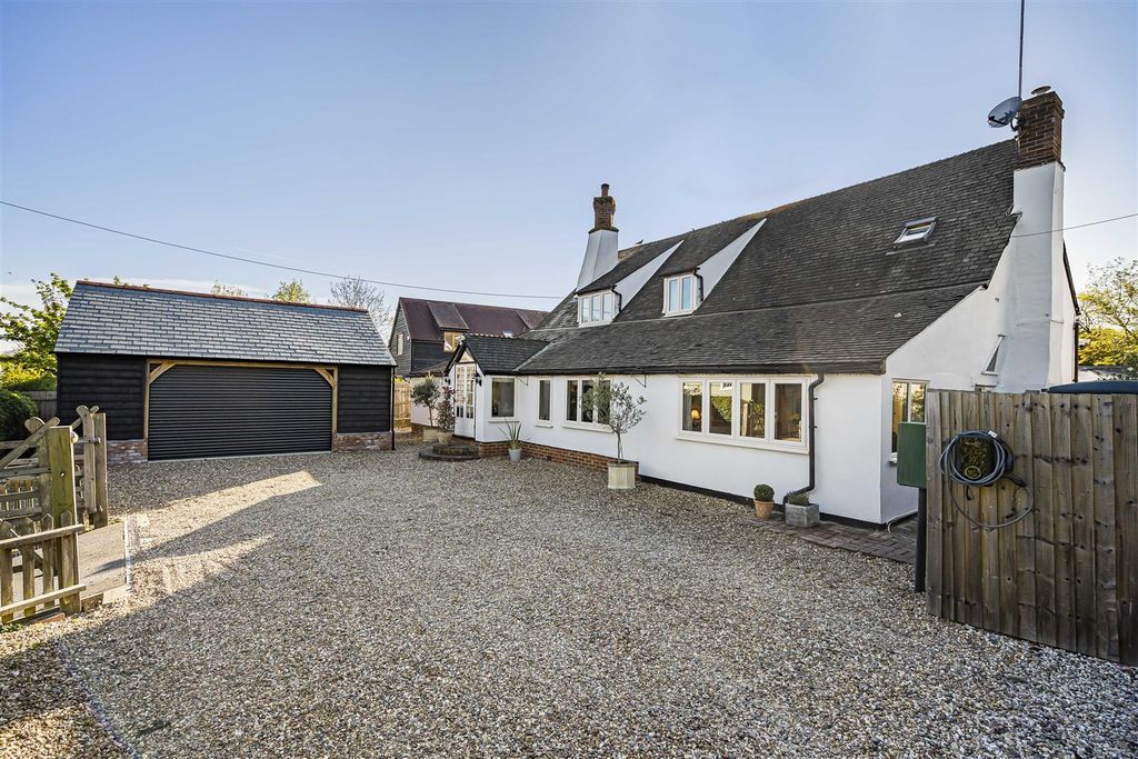 Property photo 1 of 27 11_80773.Jpg