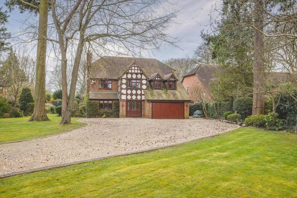 Property photo 1 of 36