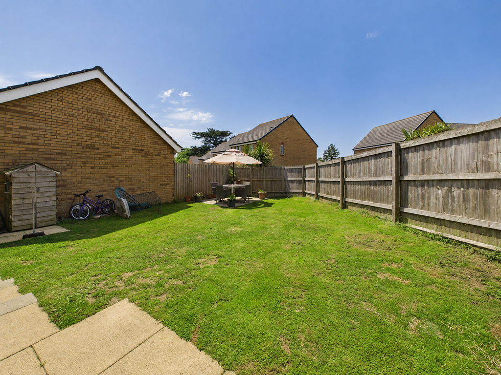 Property photo 3 of 12