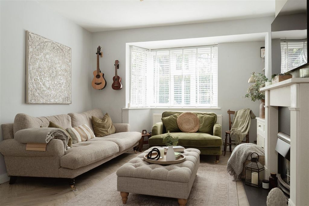 Property photo 3 of 16 8.Jpg