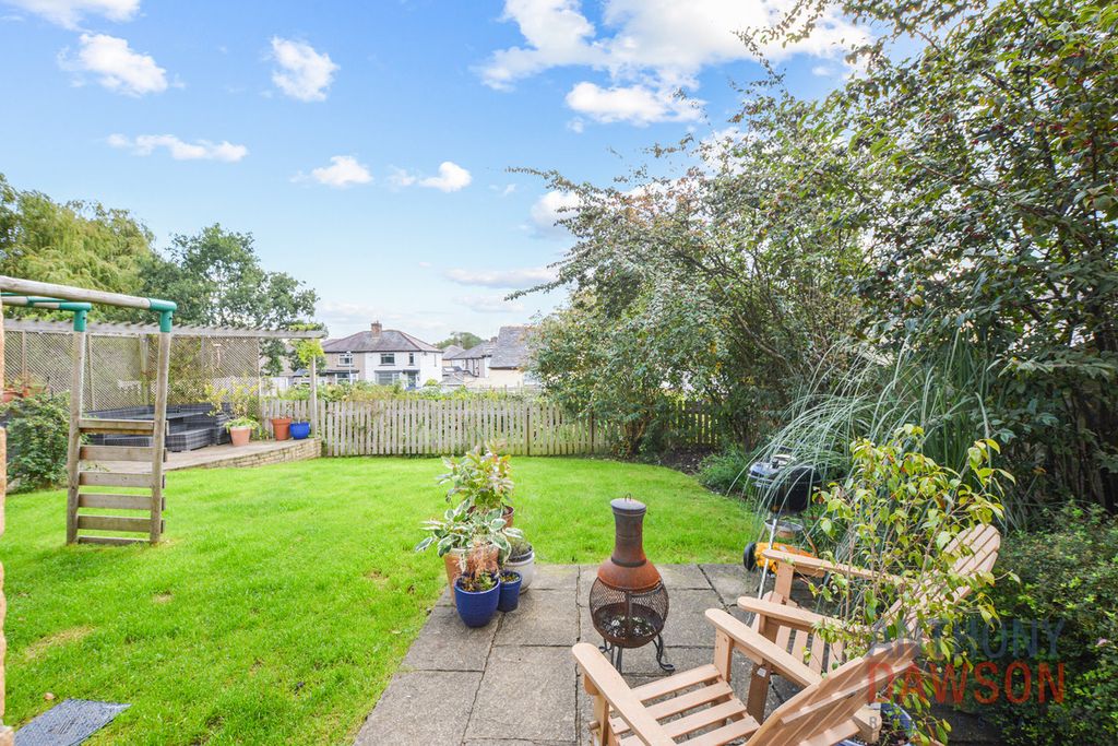 Property photo 3 of 11