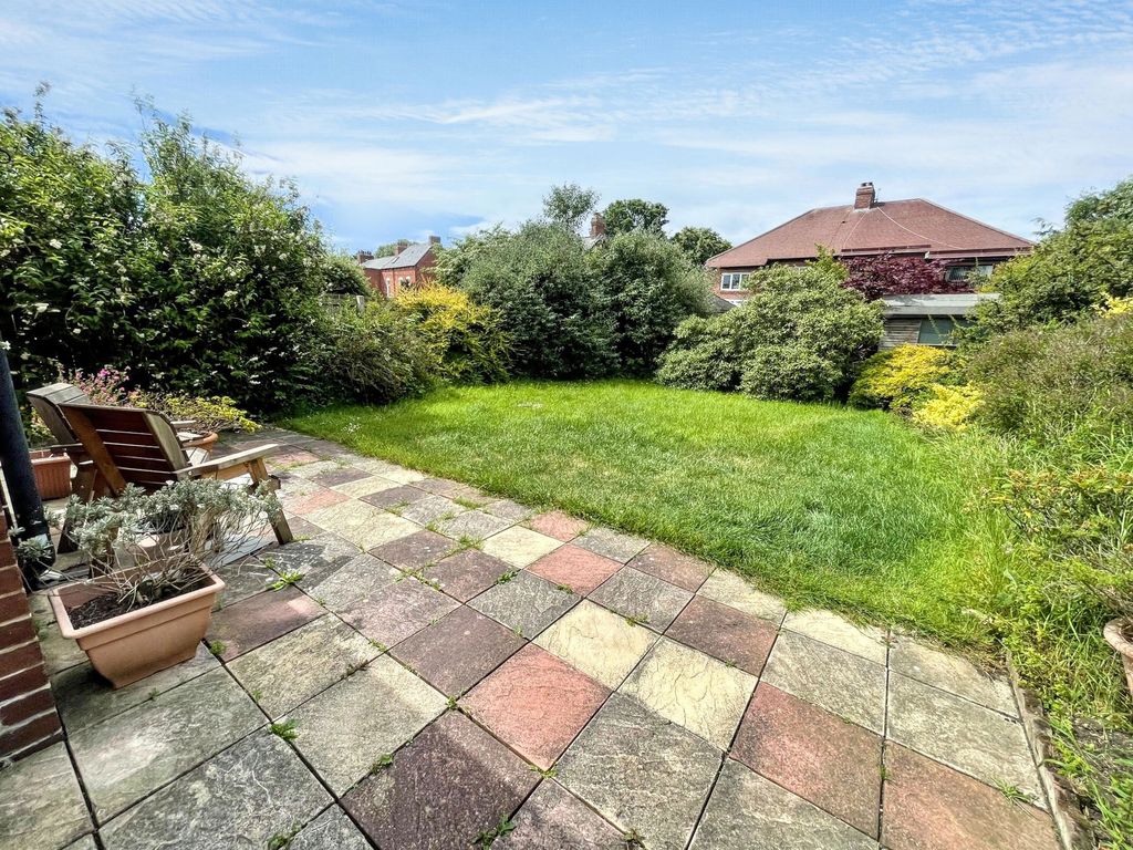 Property photo 3 of 4