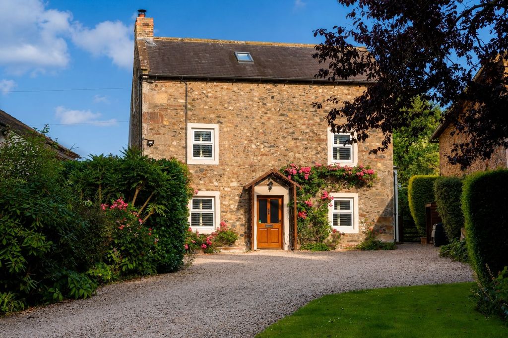 Property photo 1 of 61