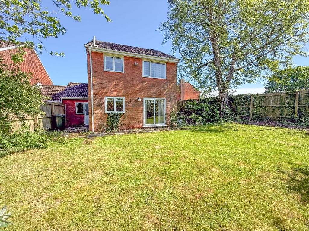 Property photo 2 of 24