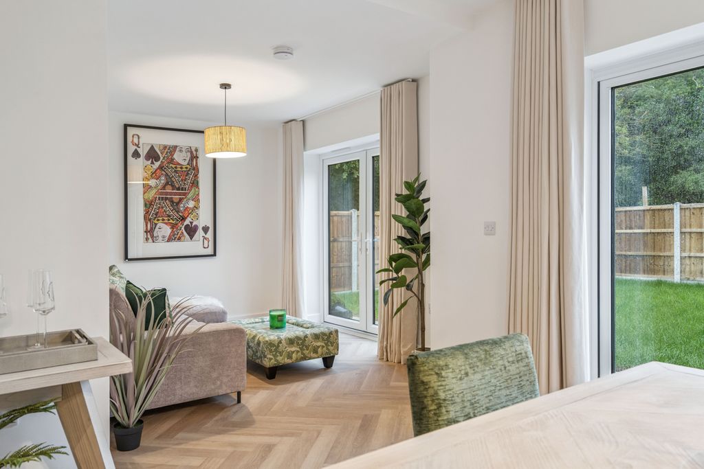 Property photo 3 of 19 Kitchen View 2