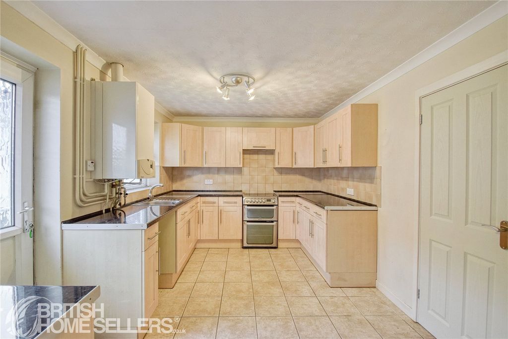 Property photo 2 of 20 Picture No. 02