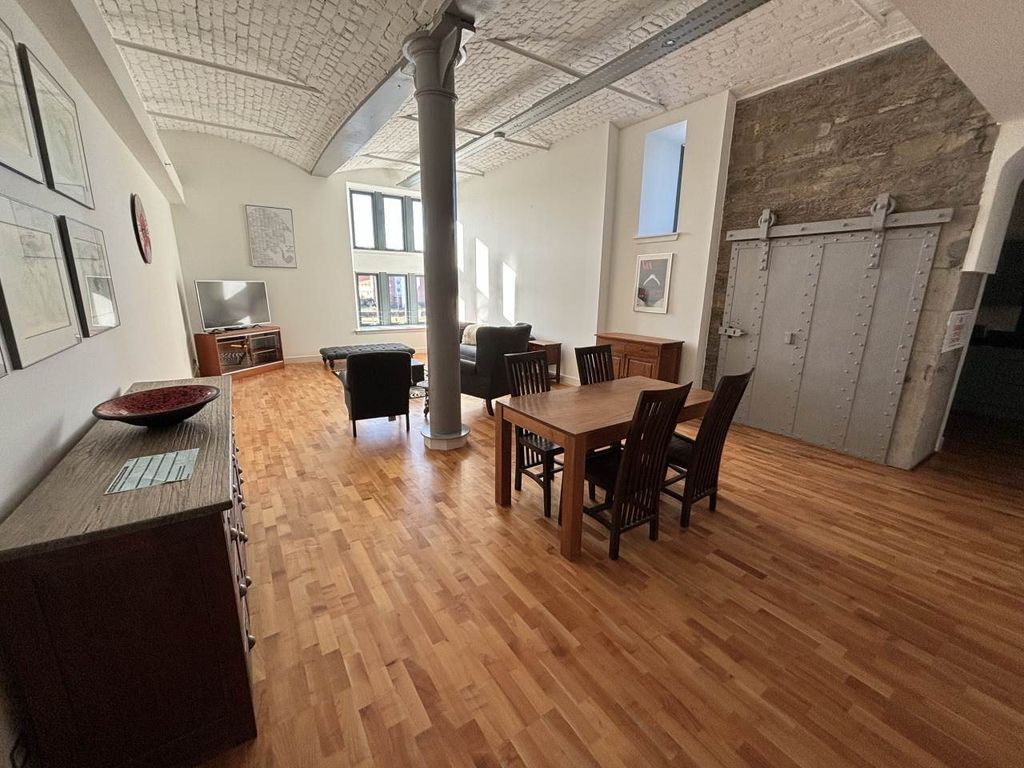 Property photo 1 of 15 Img_4436