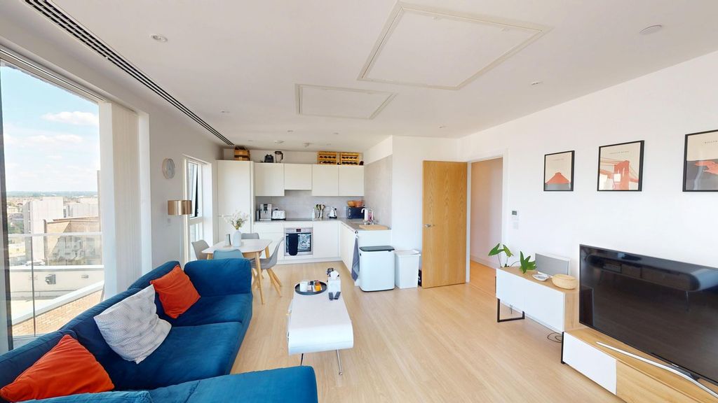 Property photo 1 of 13