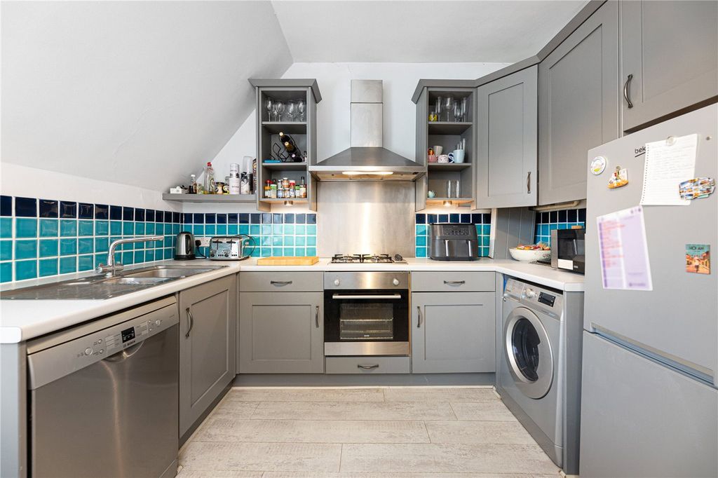 Property photo 3 of 7 Picture No. 02