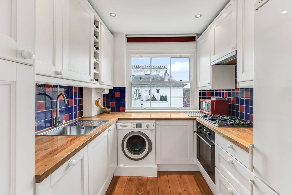 Property photo 3 of 10 Picture No. 08