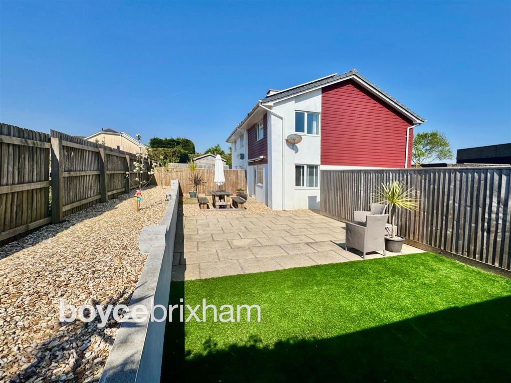 Property photo 1 of 22 Frontwm.Jpg