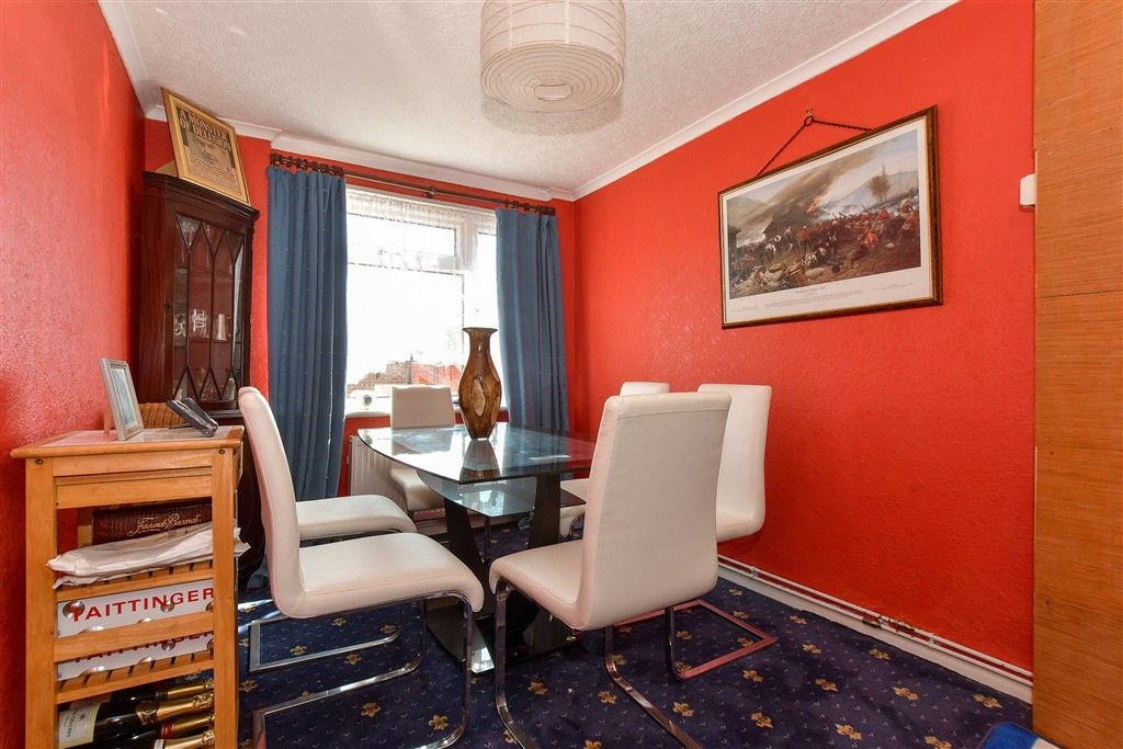 Property photo 1 of 9 Dining Area