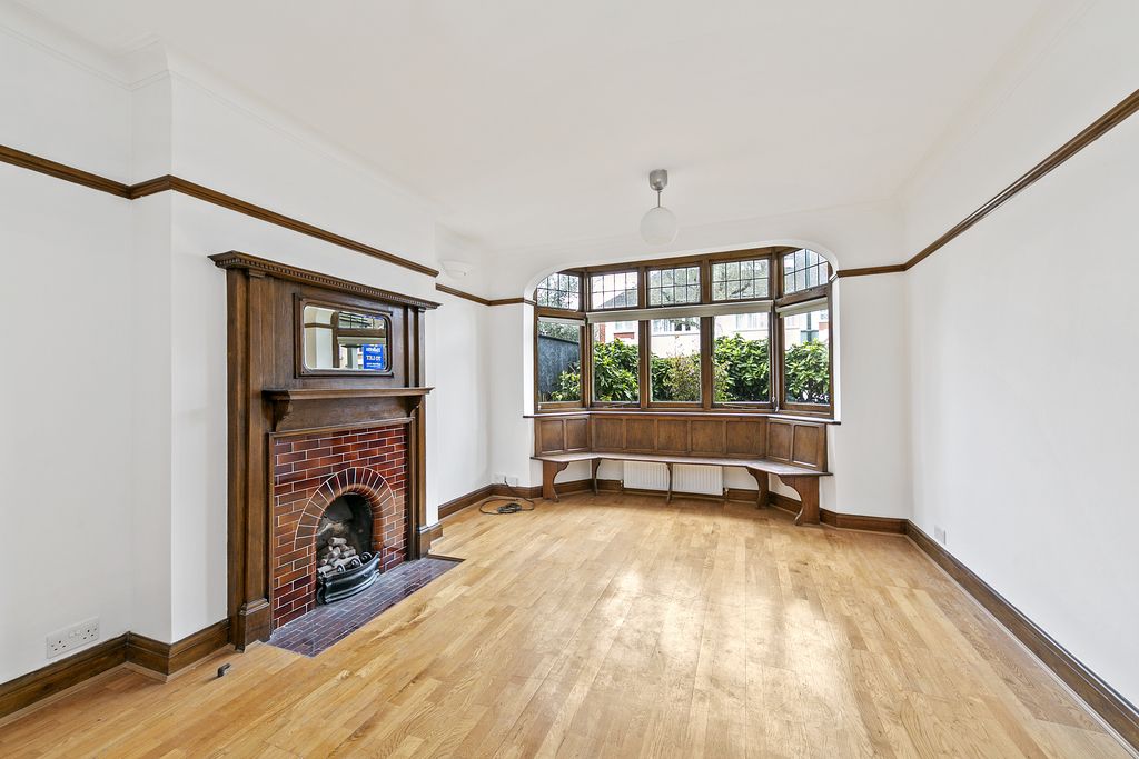 Property photo 3 of 19