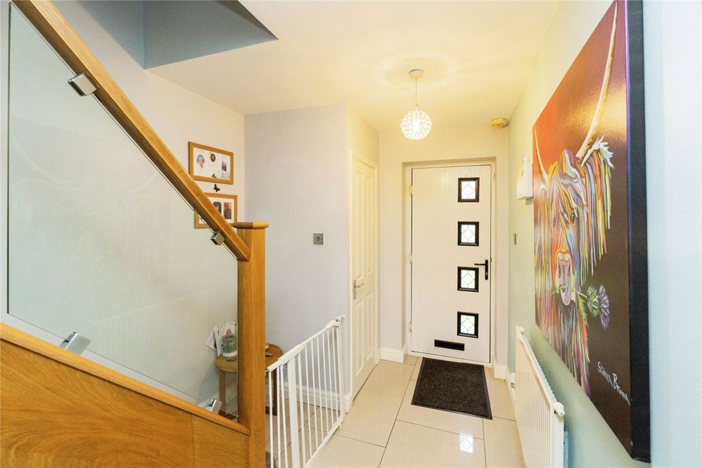 Property photo 2 of 17 Picture No. 03