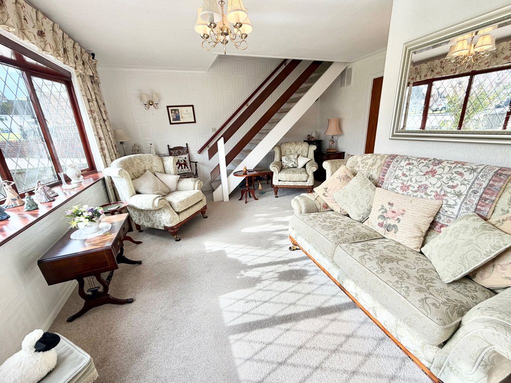 Property photo 3 of 26