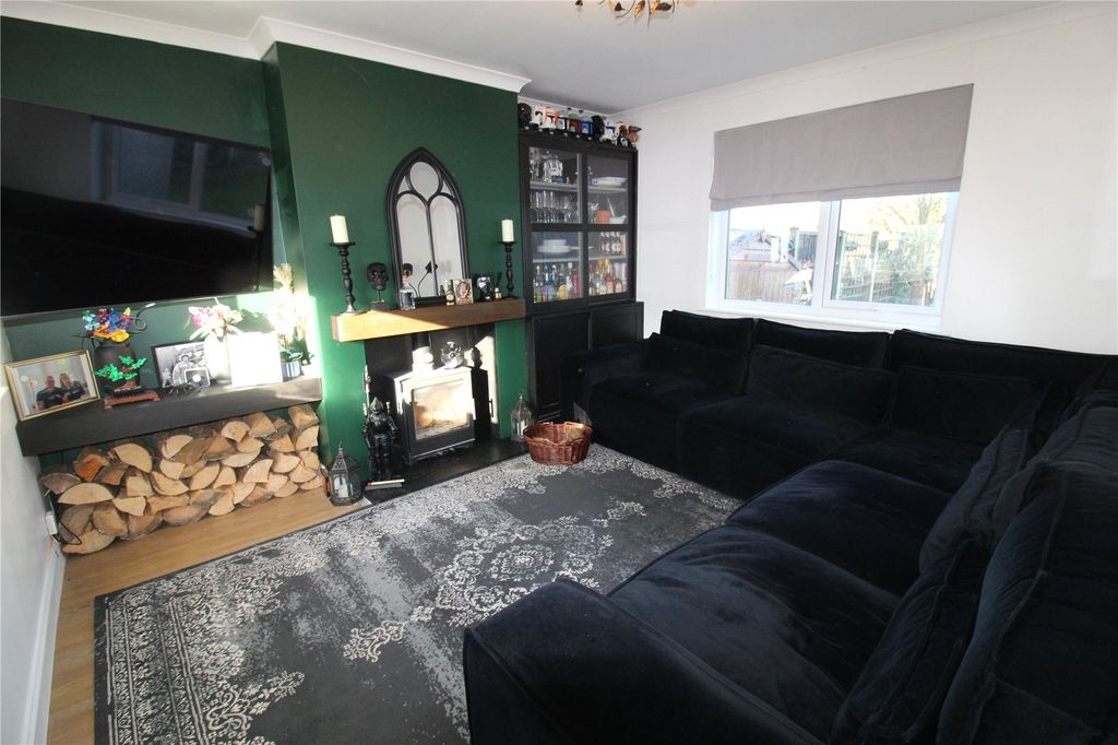 Property photo 3 of 16 Picture No. 18