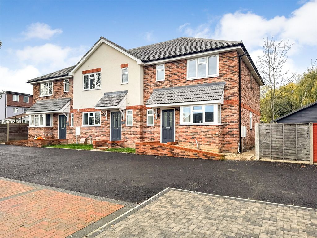 Property photo 1 of 10 Picture No. 17