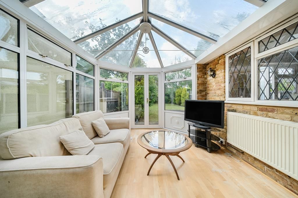 Property photo 2 of 20 Conservatory
