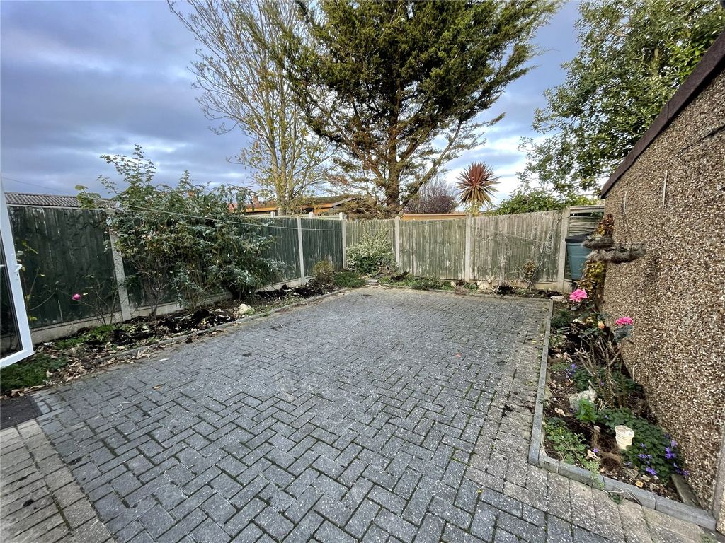 Property photo 3 of 23 Picture No. 03