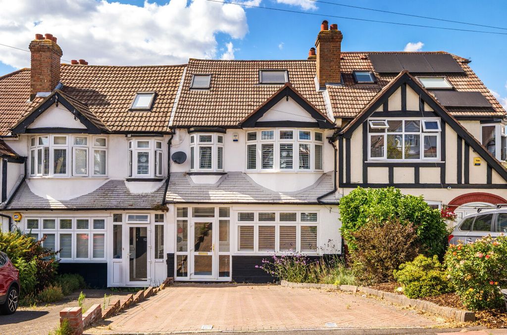 Property photo 1 of 16 1500916-2-6A73457...