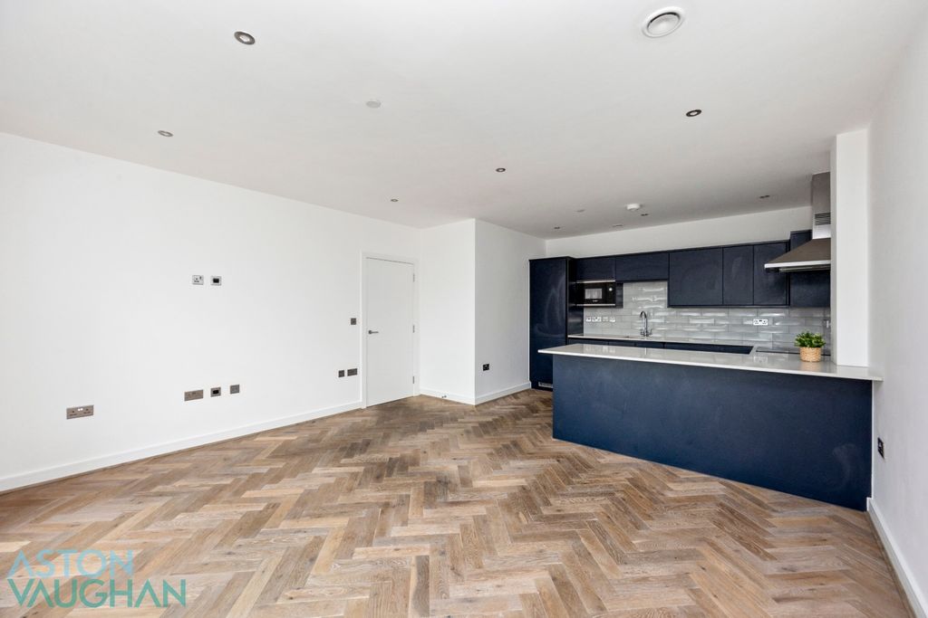 Property photo 2 of 20 4661861