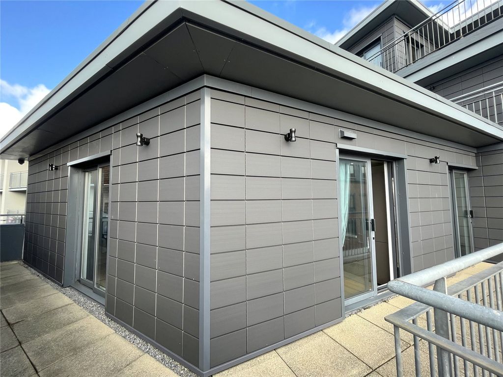 Property photo 3 of 11 Picture No. 08