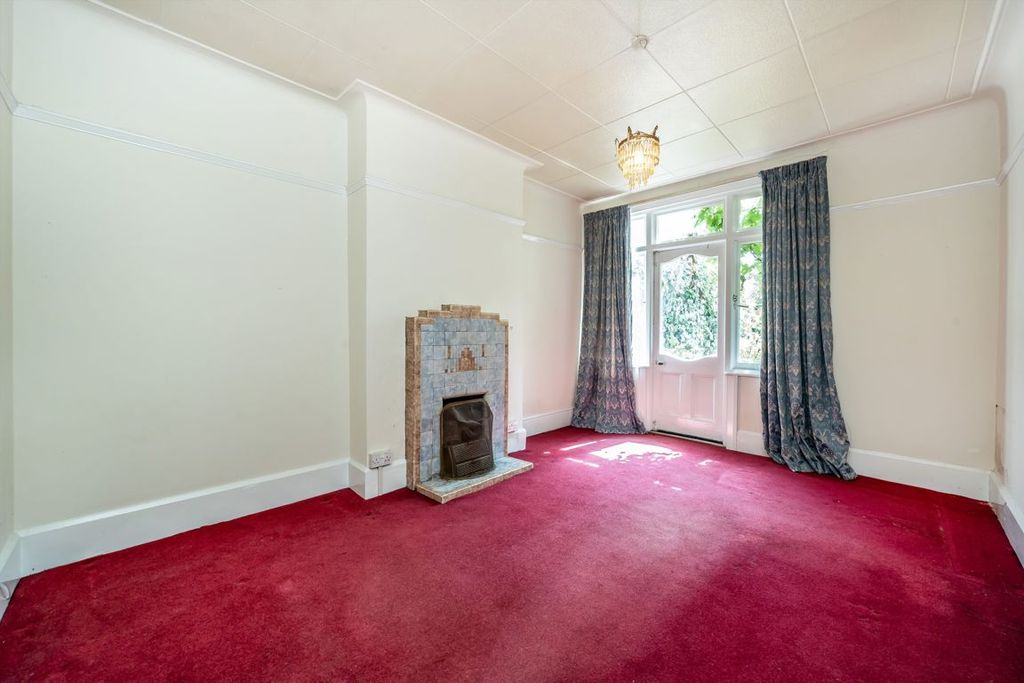Property photo 3 of 5