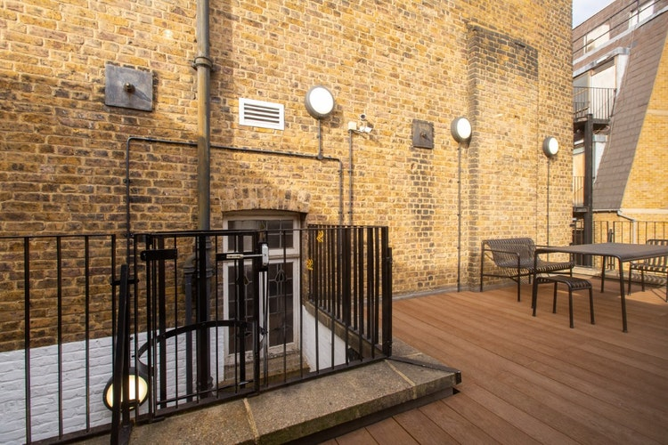 Property photo 3 of 7