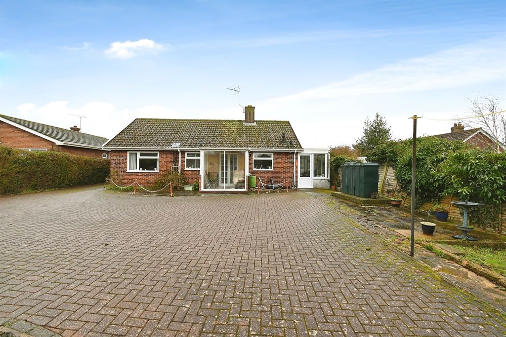 Property photo 1 of 15