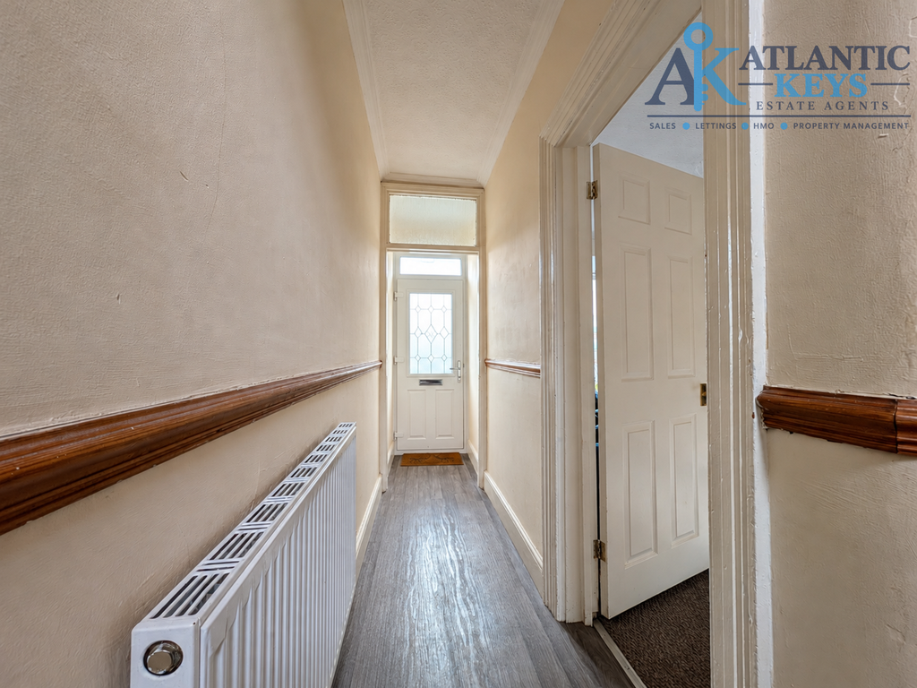 Property photo 2 of 23 Entrance