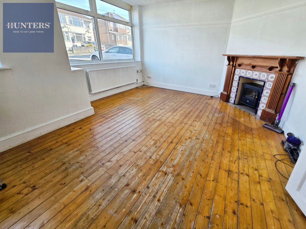 Property photo 2 of 15 Pbox-Img.Jpg