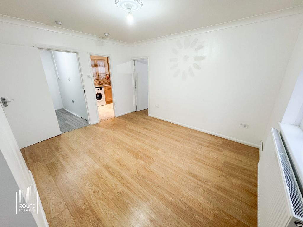 Property photo 3 of 6 Photo 3