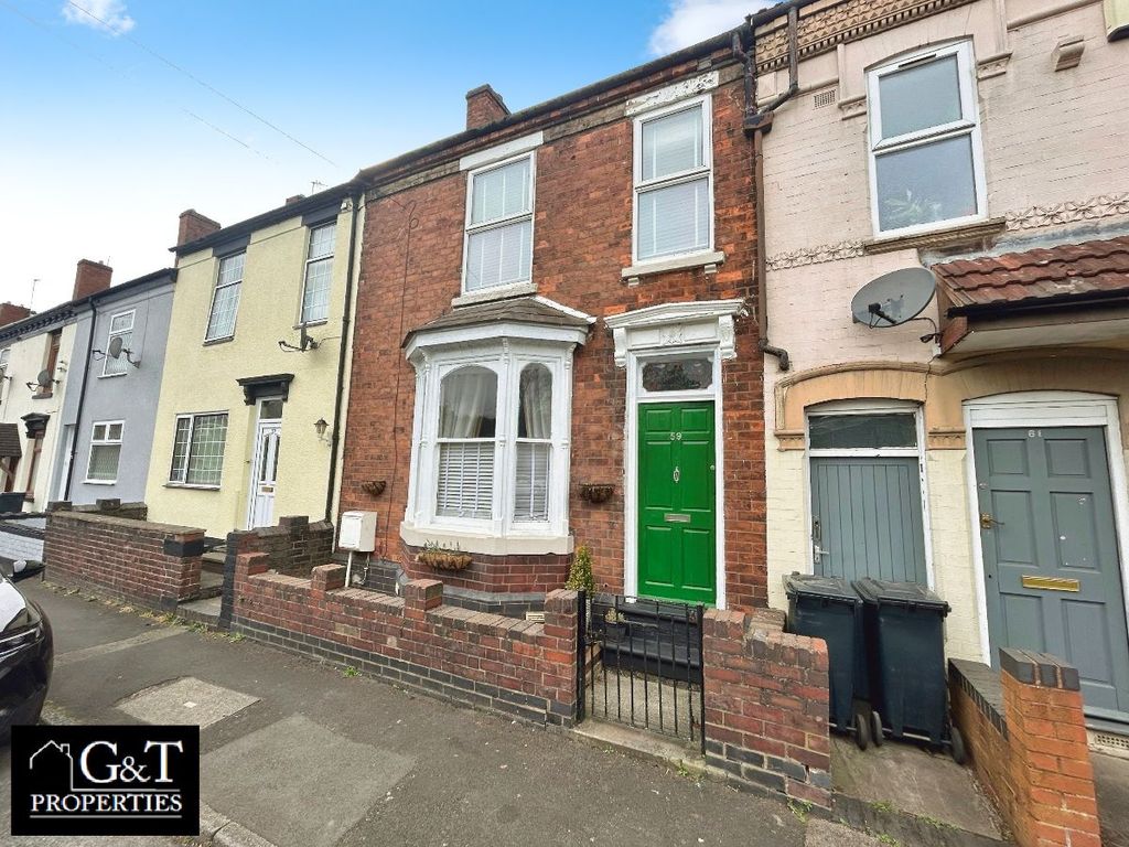 Property photo 1 of 17