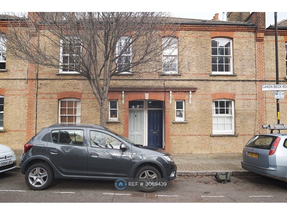 Property photo 1 of 13 Front Of The Flat