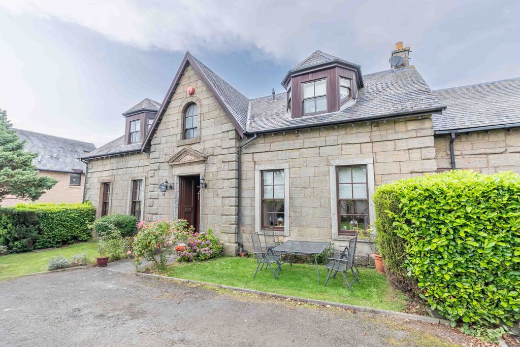 Property photo 1 of 48 4 Bedroom Terraced Home For Sale