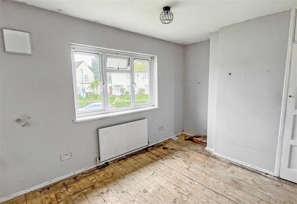 Property photo 3 of 5