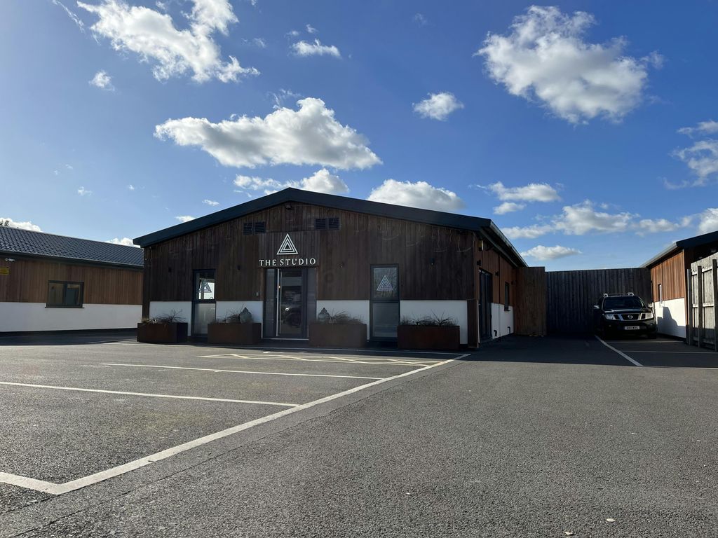 Property photo 2 of 7 Img_5523.Jpg