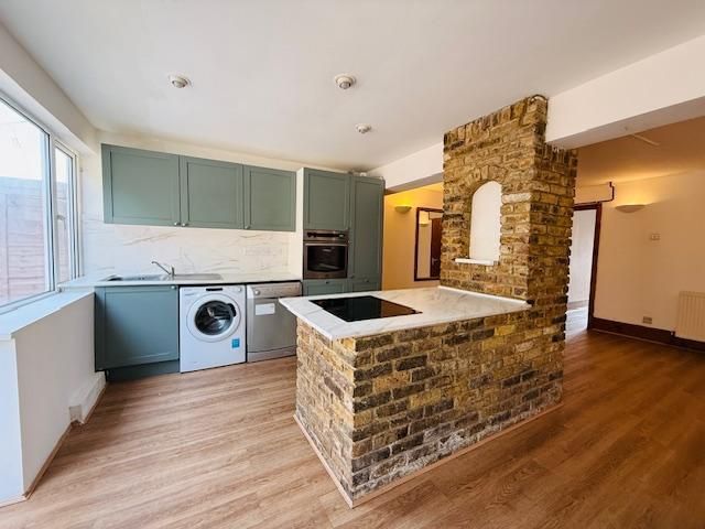 Property photo 1 of 7 Photo 1