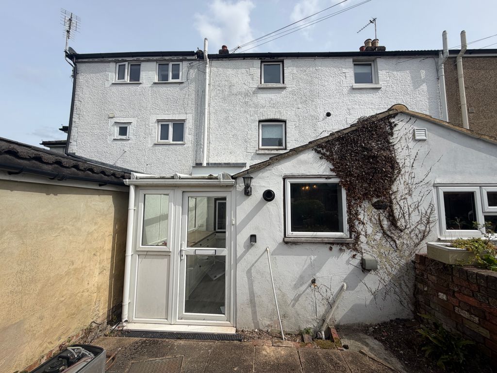 Property photo 1 of 36